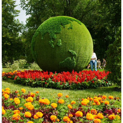 Топиарии садово-парковая фигура арт-объект «зеленая планета»